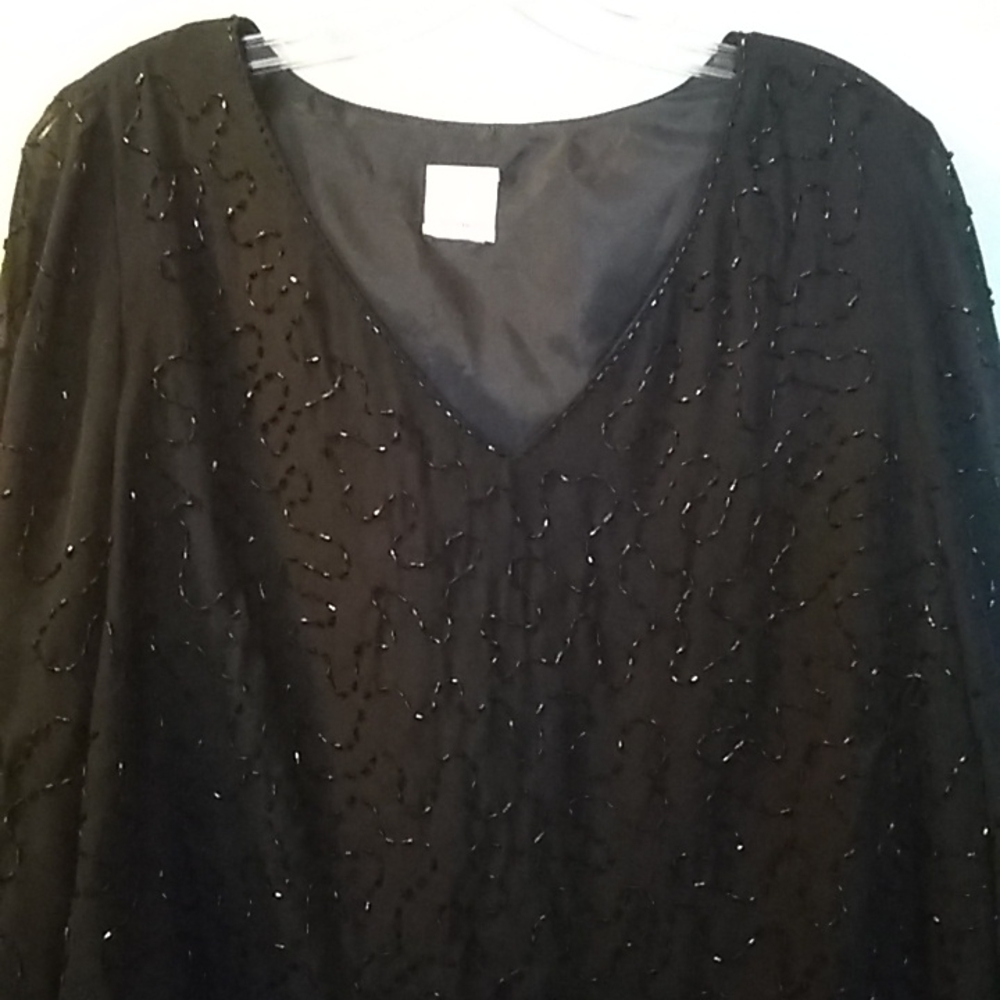 Dramatic Diagonal Top - image 2